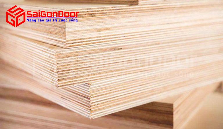Tấm gỗ dán dùng trong ngành sản xuất cửa